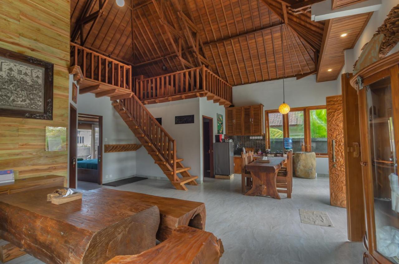 Fins Villa Medewi Airsatang エクステリア 写真