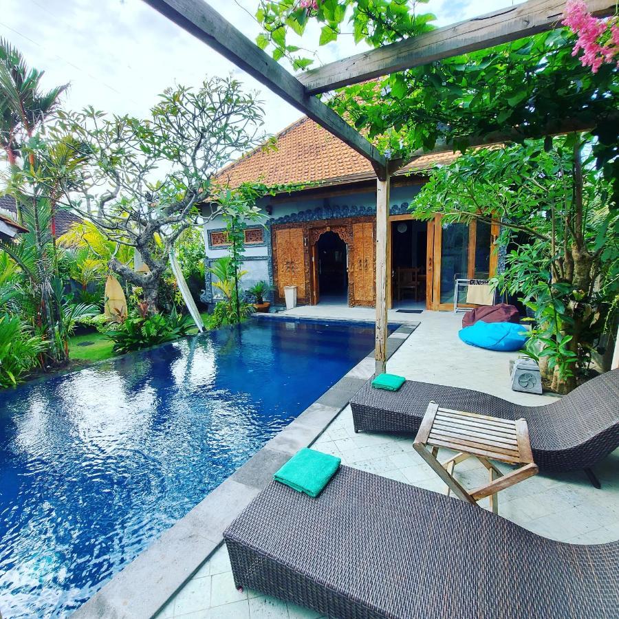 Fins Villa Medewi Airsatang エクステリア 写真