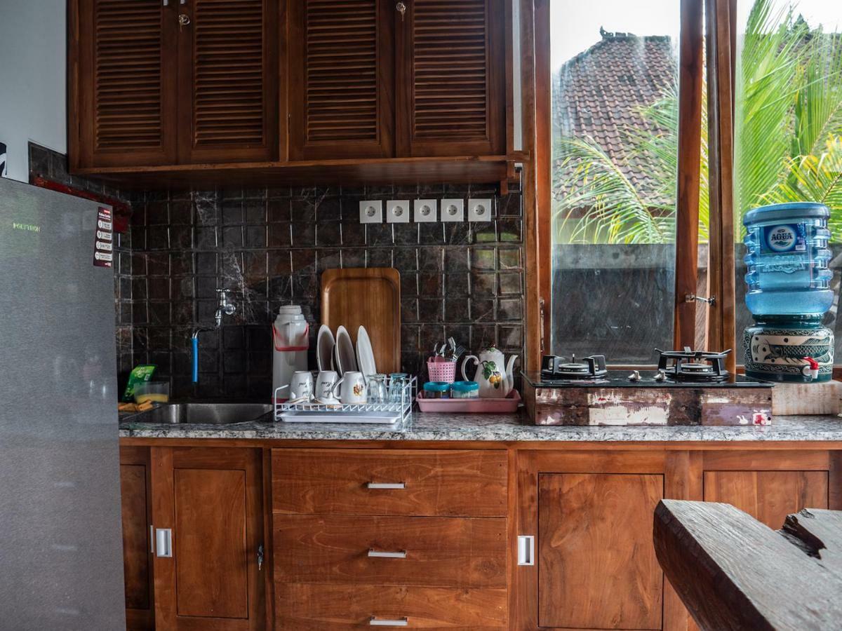 Fins Villa Medewi Airsatang エクステリア 写真